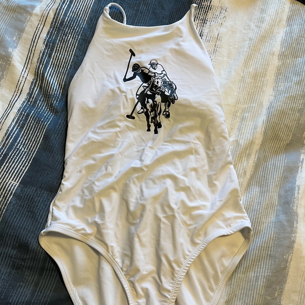 Bathing suit